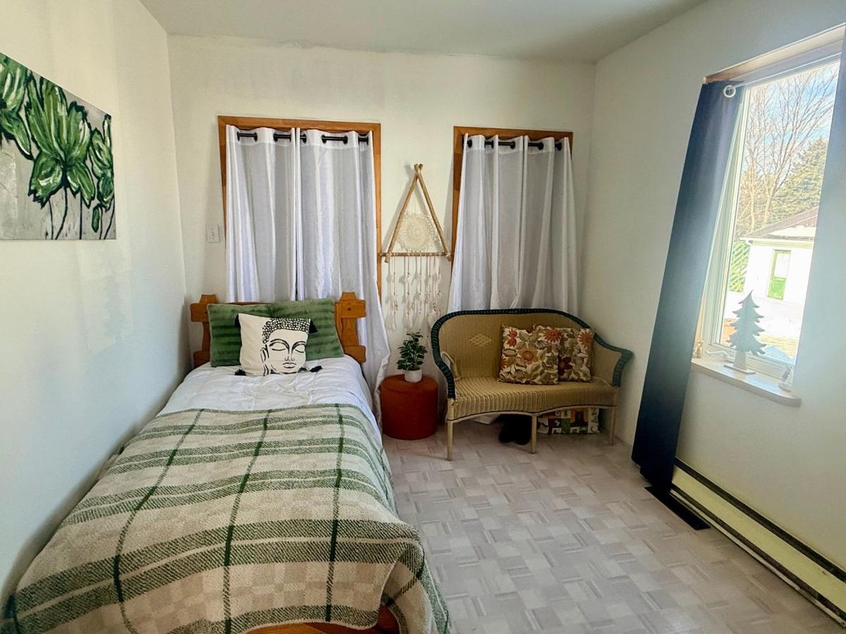 Chambre à coucher avec rangements