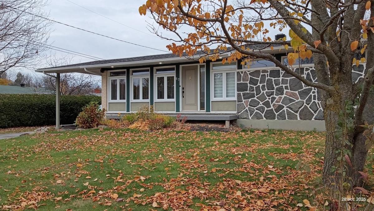 Vue extérieure de la propriété
