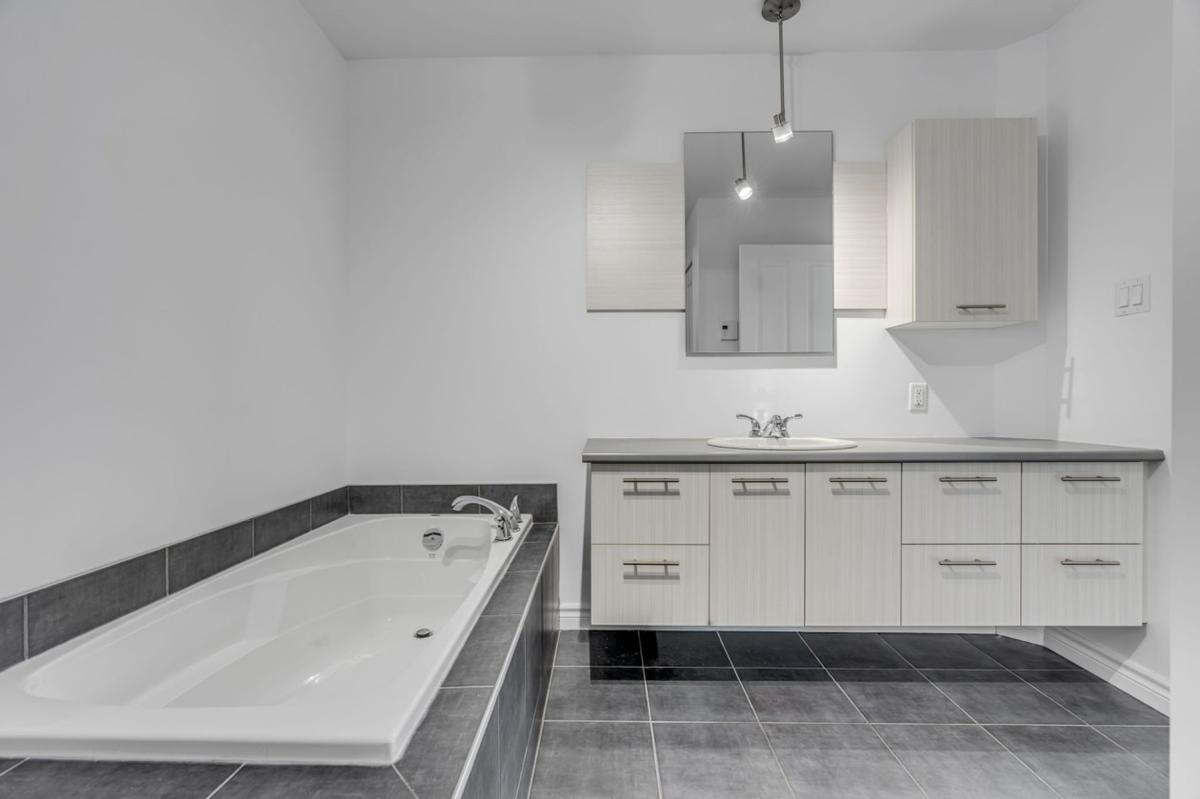 Finitions de la salle de bain