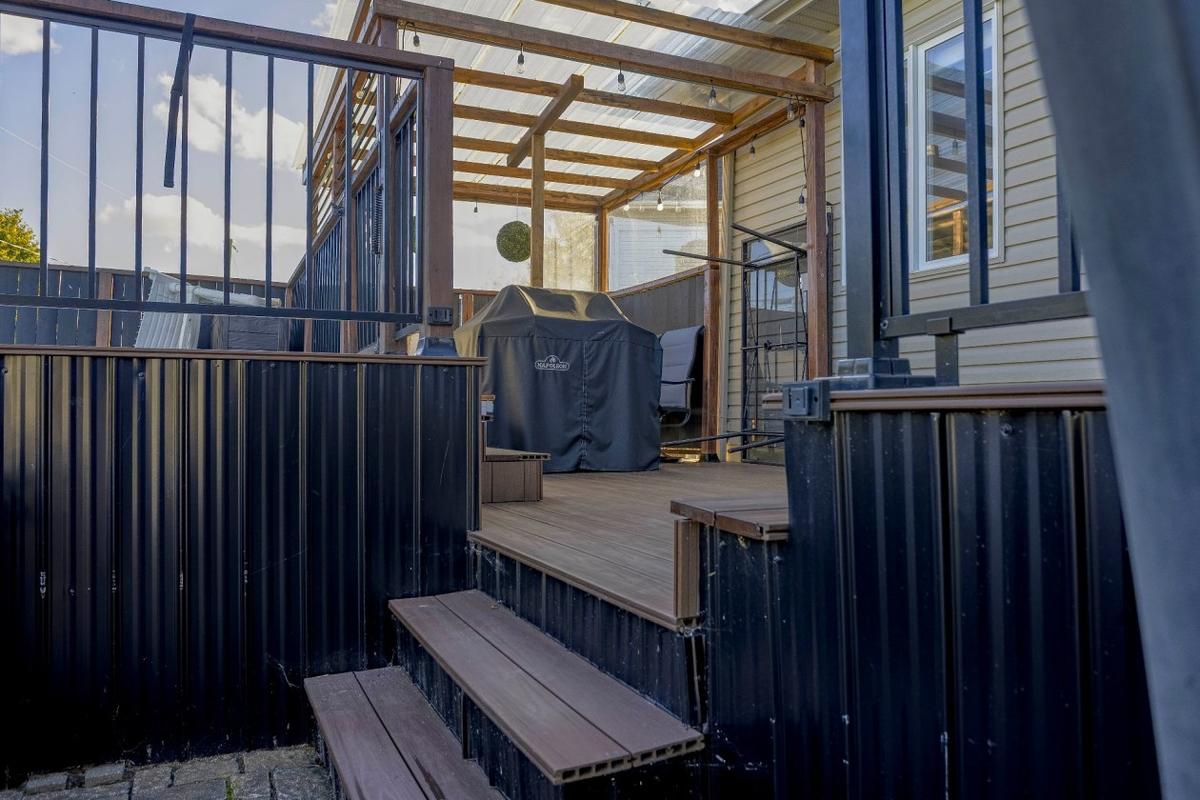 Balcon donnant sur la cour
