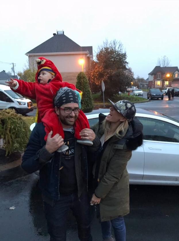 Ingrid Falaise avec son mari et leur enfant