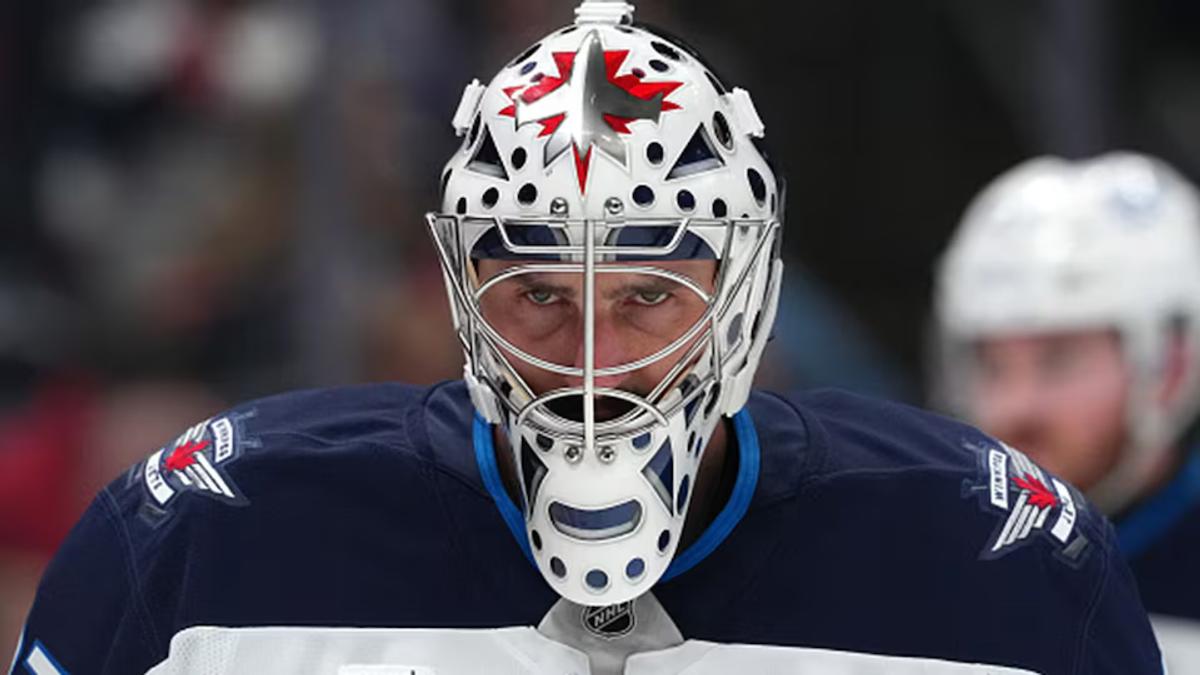 Connor Hellebuyck