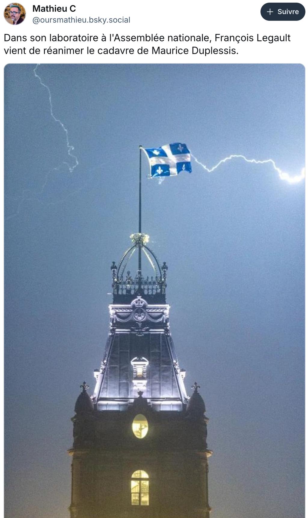 Blague de Mathieu C. au sujet de la photo électrisante du Parti Québécois
