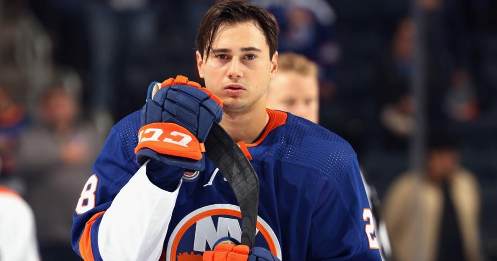 Alexander Romanov-New York Islanders-AFP