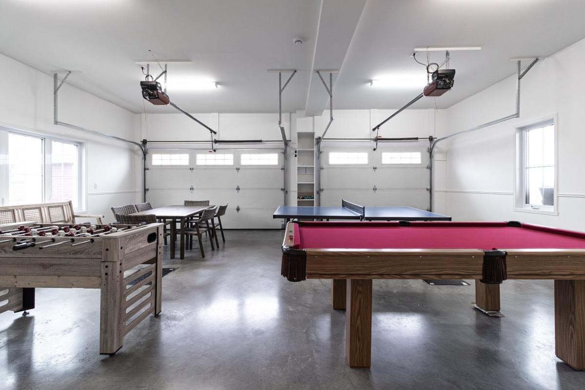 Espace de travail dans le garage